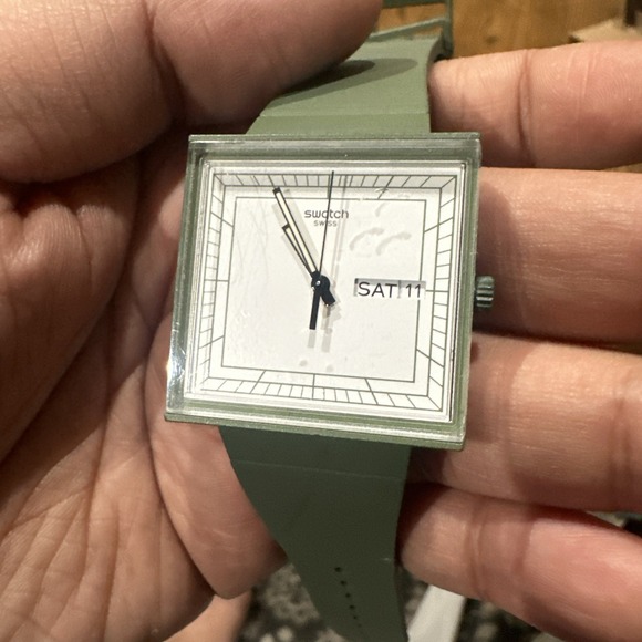 Working Swatch Square Unisex Watch SO34G700 What If Swiss Quartz Green 33mm Runs - Picture 1 of 12